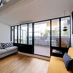 Marais Area - Outdoor Patio - A C - 2Bdr
