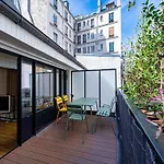 Marais Area - Outdoor Patio - A C - 2Bdr