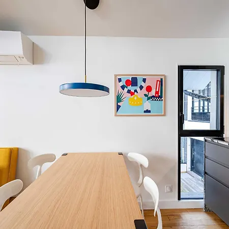 Appartamento Marais Area - Outdoor Patio - A C - 2bdr *